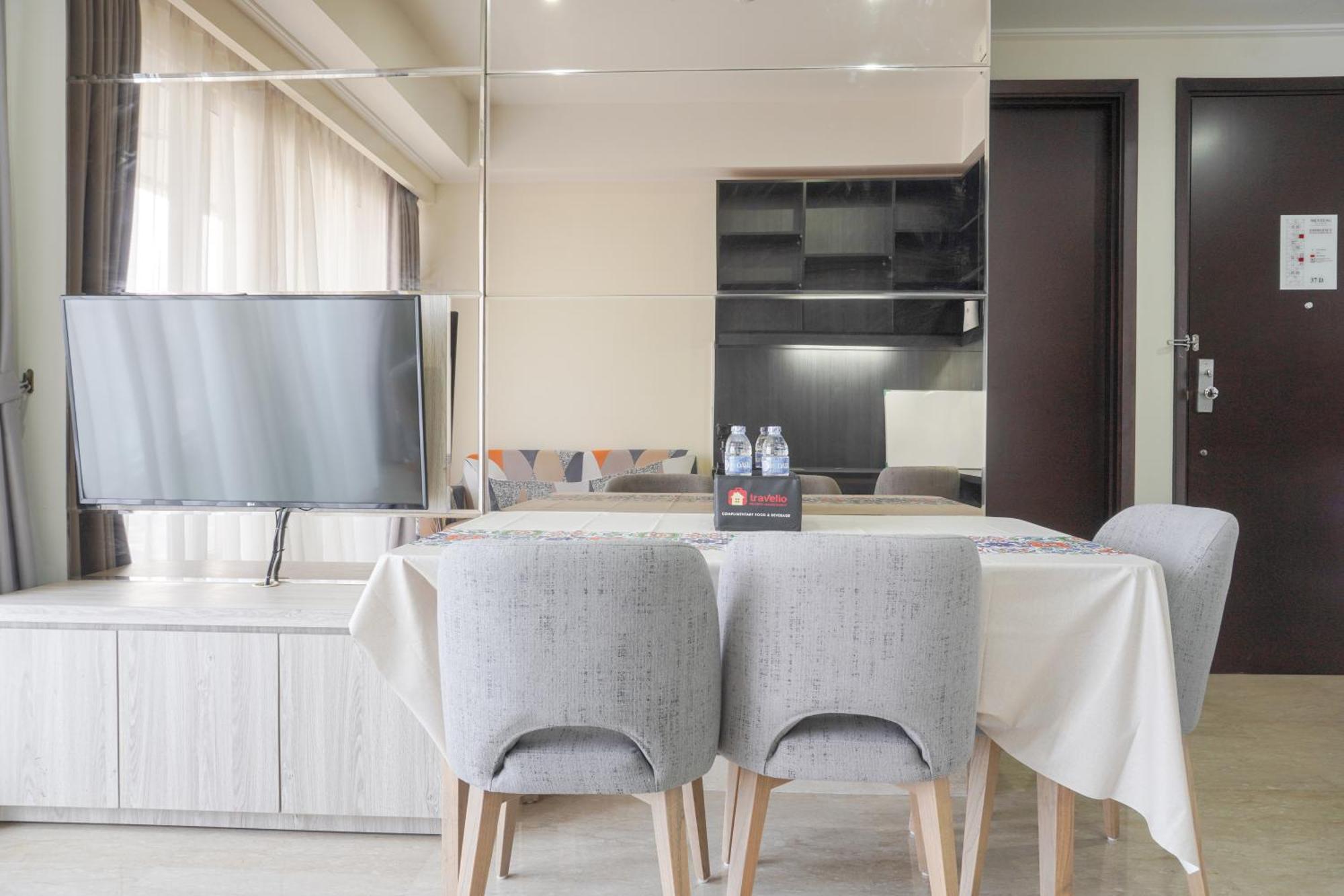 Elegant And Comfy 2br With Private Lift At Menteng Park By Travelio Pangsapuri
