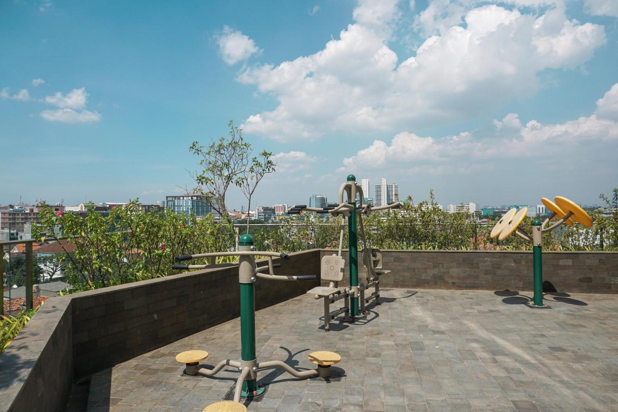 Elegant And Comfy 2br With Private Lift At Menteng Park By Travelio * Jakarta